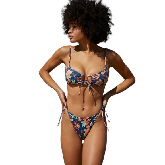 PacSun Navy Angela Beaded Flowered Bikini. Size Small. - Picture 1 of 9